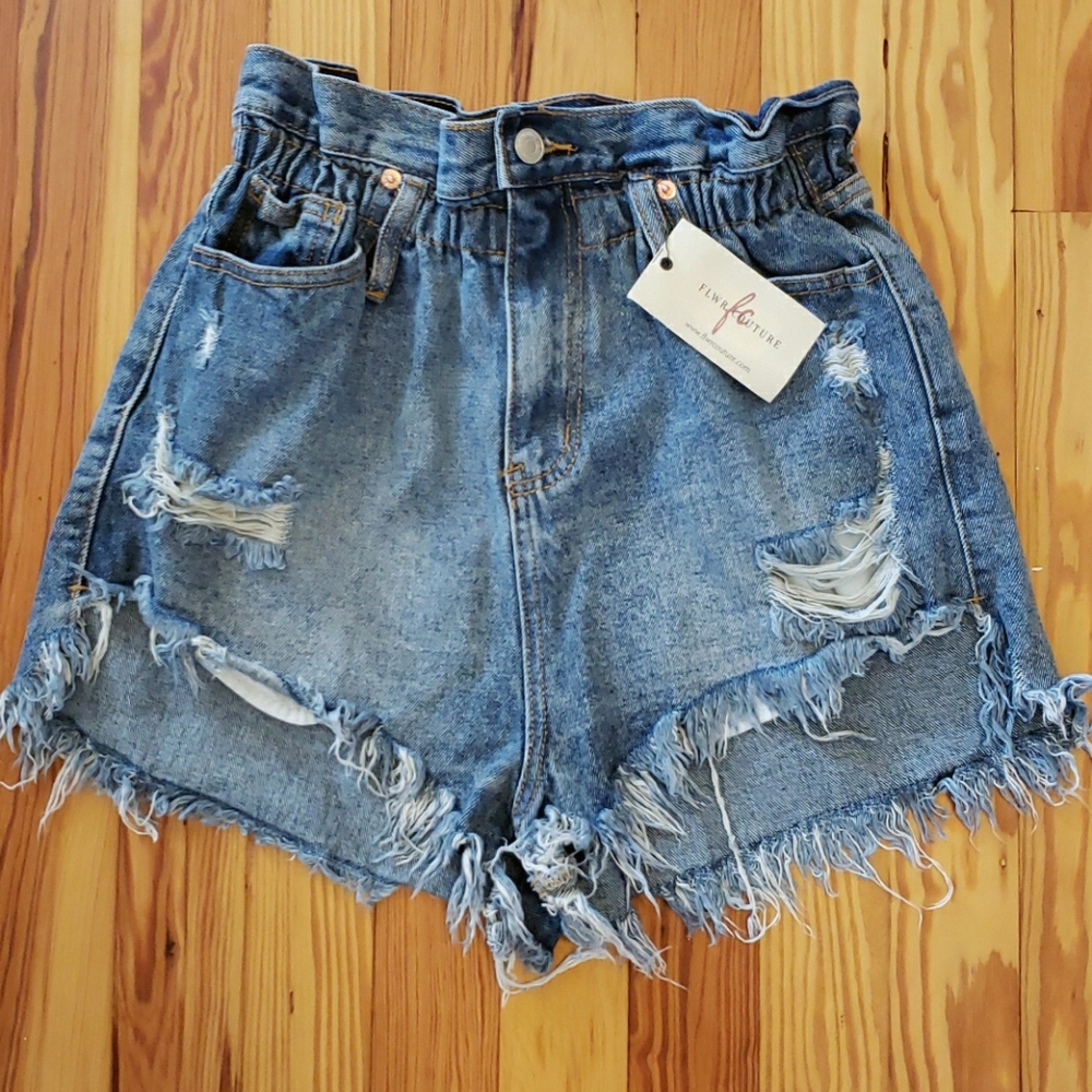 Signature 8 Rouched Denim Shorts